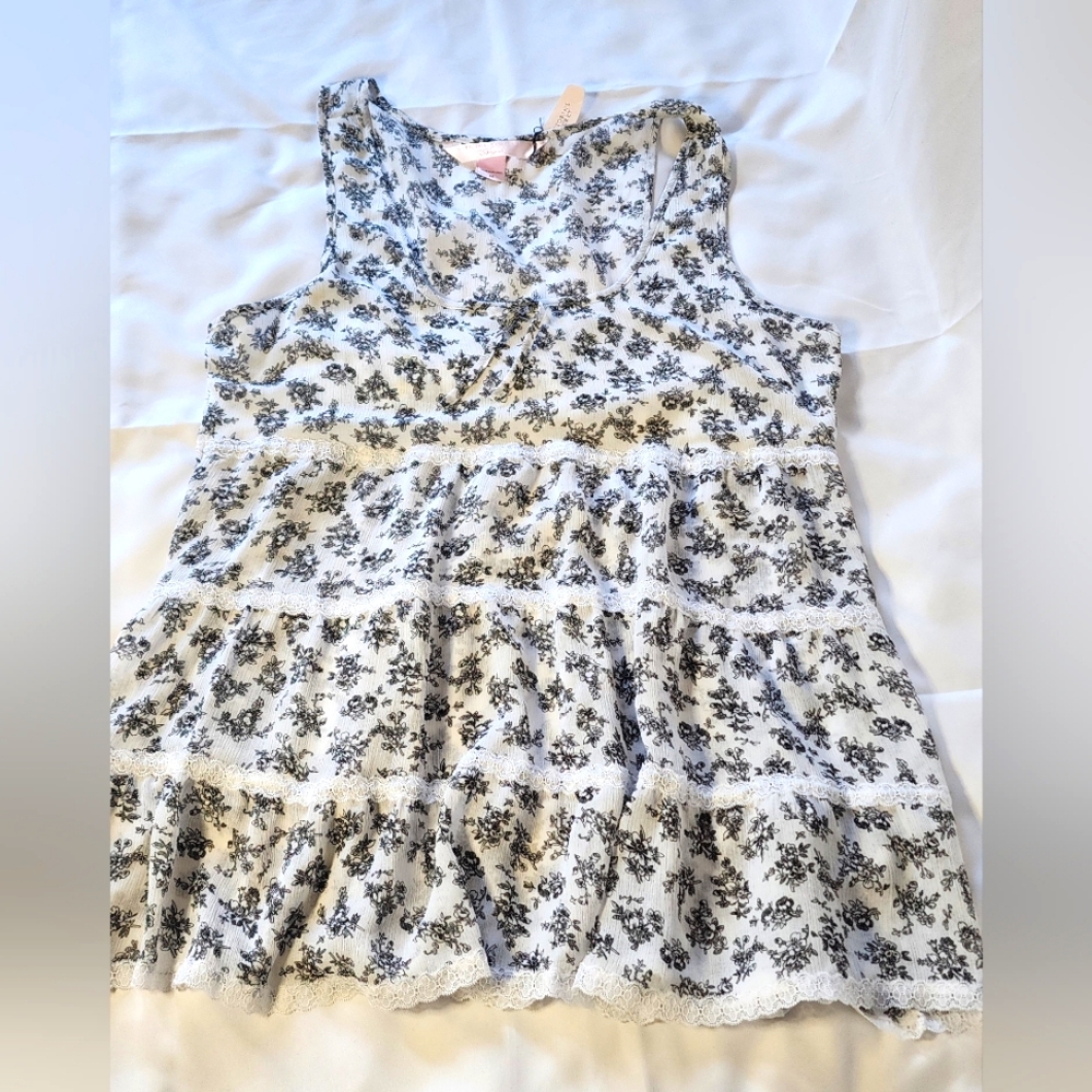 Victoria's Secret Floral Sleeveless Top with Lace Trim